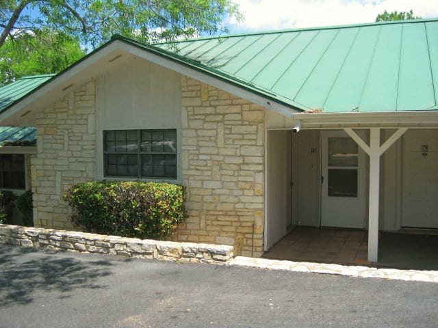 4f02095749335_1