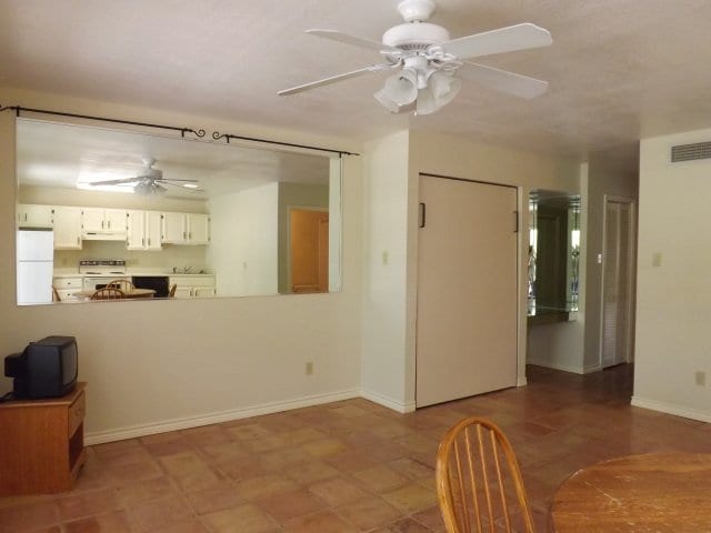 4f02095749335_2