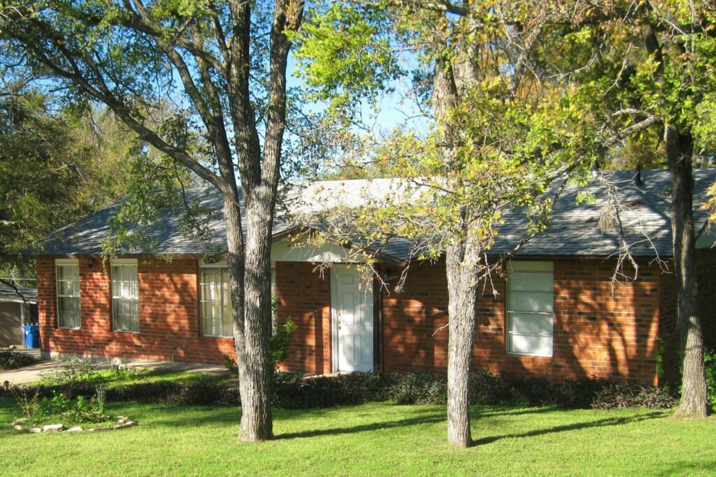 306 Avenue E, Marble Falls, TX 78654; 3BR2BA Home 1595/month! TJM