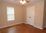 203 Island Lodges guest bedroom